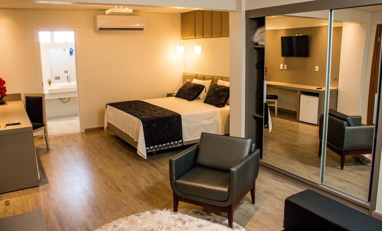 Ity Hotel Cristalina Exterior foto